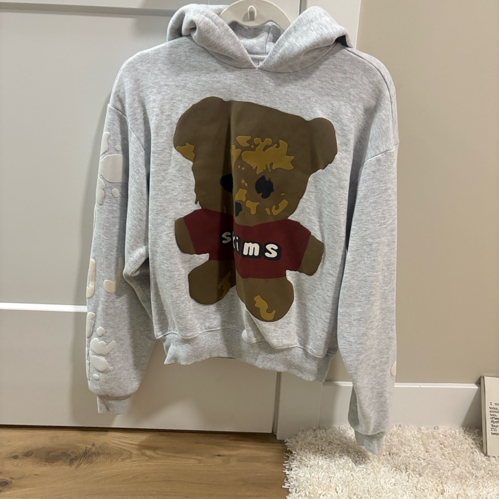 AUTHENTIC Size small SKIMS hoodie, only tried on. Fast ship